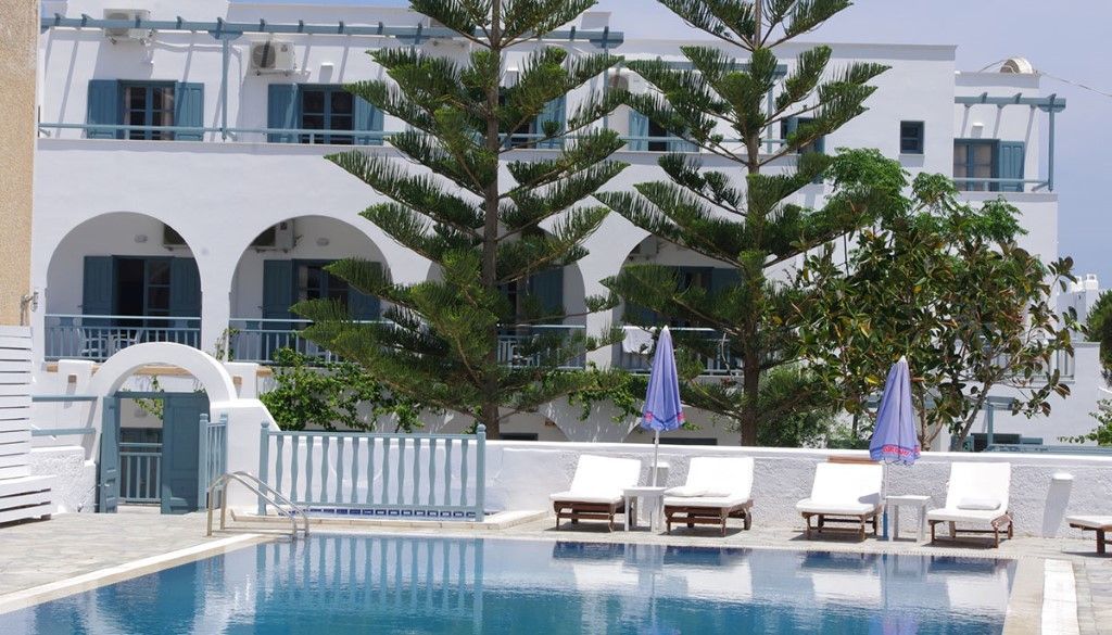 Iris Boutique Hotel Kamari  Bagian luar foto