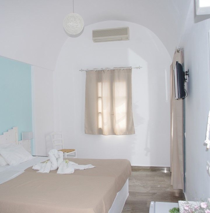 Iris Boutique Hotel Kamari  Bagian luar foto